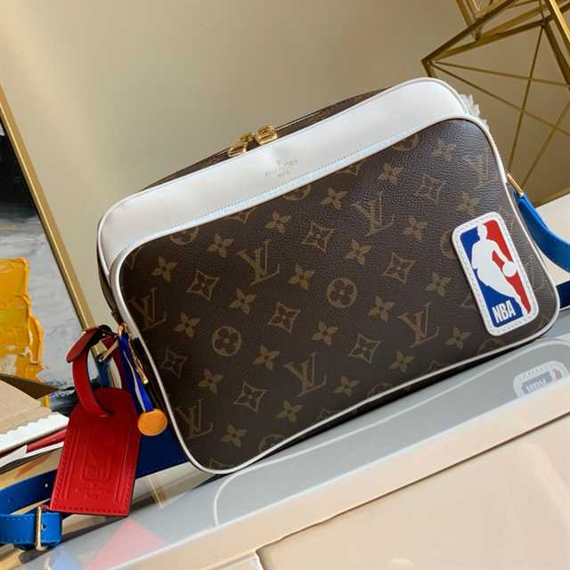 LOUIS VUITTON LV X NBA NIL MESSENGER BAG MONOGRAM CANVAS M45584 - We  Replica! - Best Replica Website