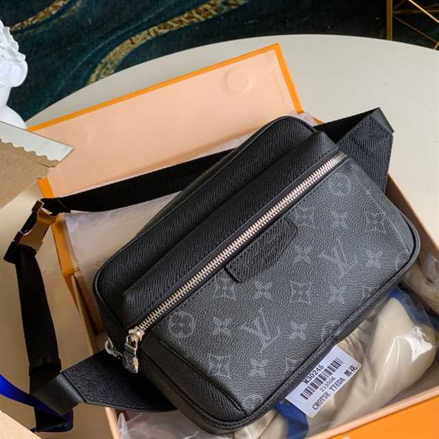 LOUIS VUITTON Waist bag Bum bag outdoor M30245 Noir /151048 Free shipping