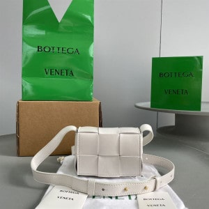 BOTTEGA VENETA CASSETTE IN WHITE - WBV06