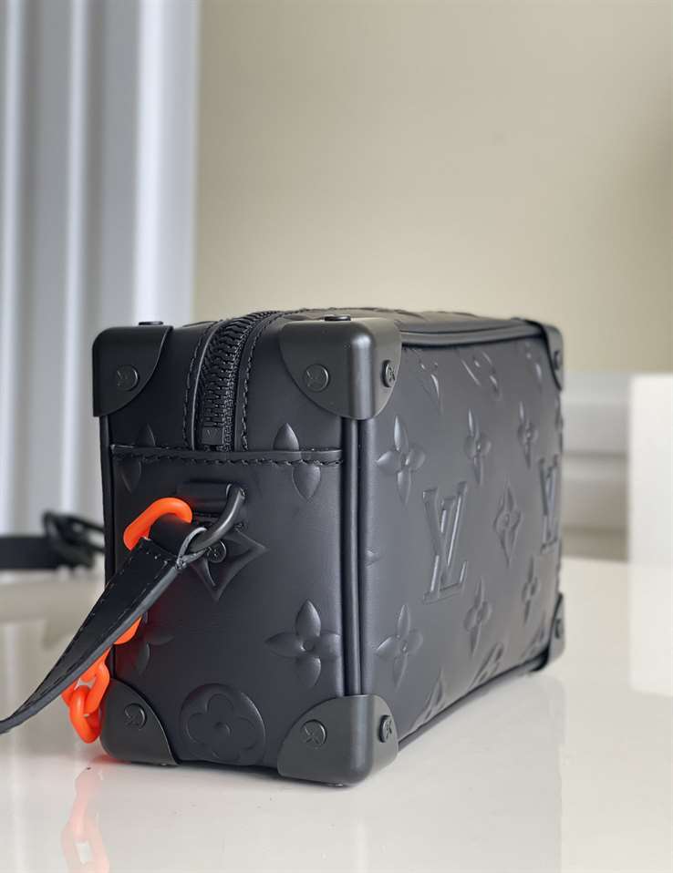 Louis Vuitton Soft Trunk Bag - LB70 - REPLICA DESIGNER