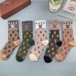 The Dope Spot - Louis Vuitton Socks BACK!!! ALL COLORS AVAILABLE 😉 $15 a  pair‼️ They're selling out fast. While Supplies last! Brand New! Fits up to  size 12 #louisvuittonsocks #louisvuitton #lv #
