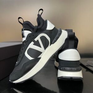 NETRUNNER FABRIC AND SUEDE SNEAKER - VLS012